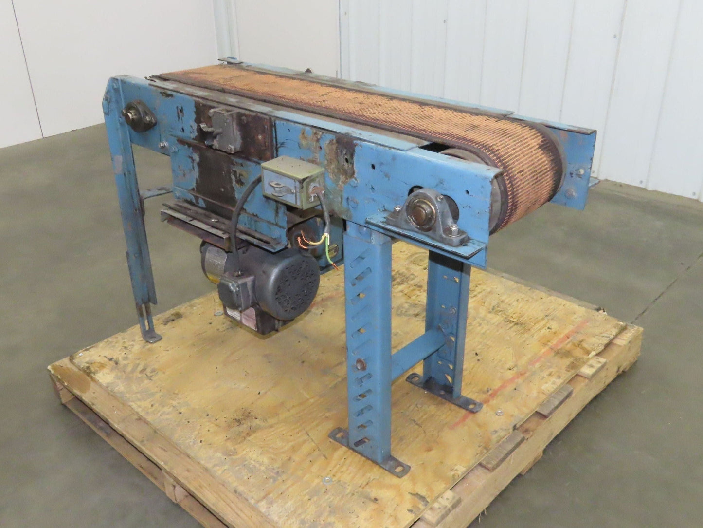 13"x 41" Belt Conveyor 8" Grip Top Belt 115/230V 1PH Chain Drive 50fpm Adj Ht