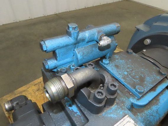 Vickers PVE62Q1R/35V30A Hydraulic 2 Pump Unit 30/40 GPM 2500 PSI 50Hp 230/460V