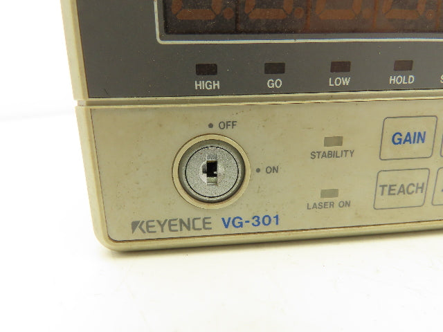Keyence VG-301 Laser Micrometer Amplifier Unit 24VDC 38W 670NM 330MA