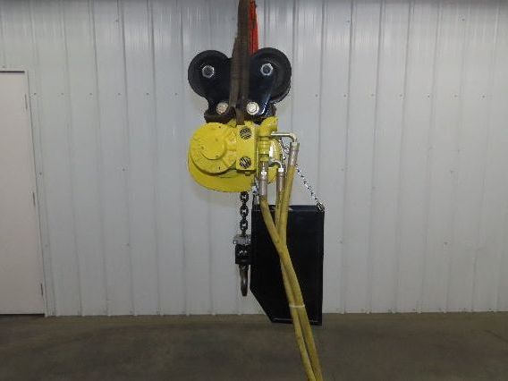 Yale KAL 1 Ton 2000Lb Pneumatic Air Chain Hoist 10' Lift Pendant w/Push Trolley