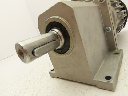 Lenze MDEMAXX Gear Motor 145RPM Output 14Nm 0.22 kW 277/480v 3PH Inline