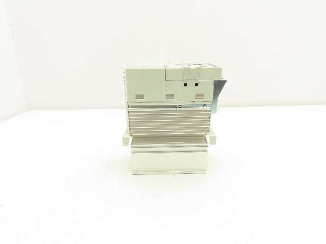 Lenze E82EV251_2C AC Drive Frequency Inverter VFD .25kW/.34Hp 230V 3PH