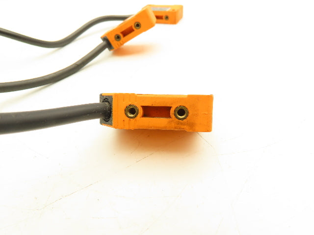 IFM Efector IN5129 IN-3004-BPKG Proximity Sensor  Lot of 3