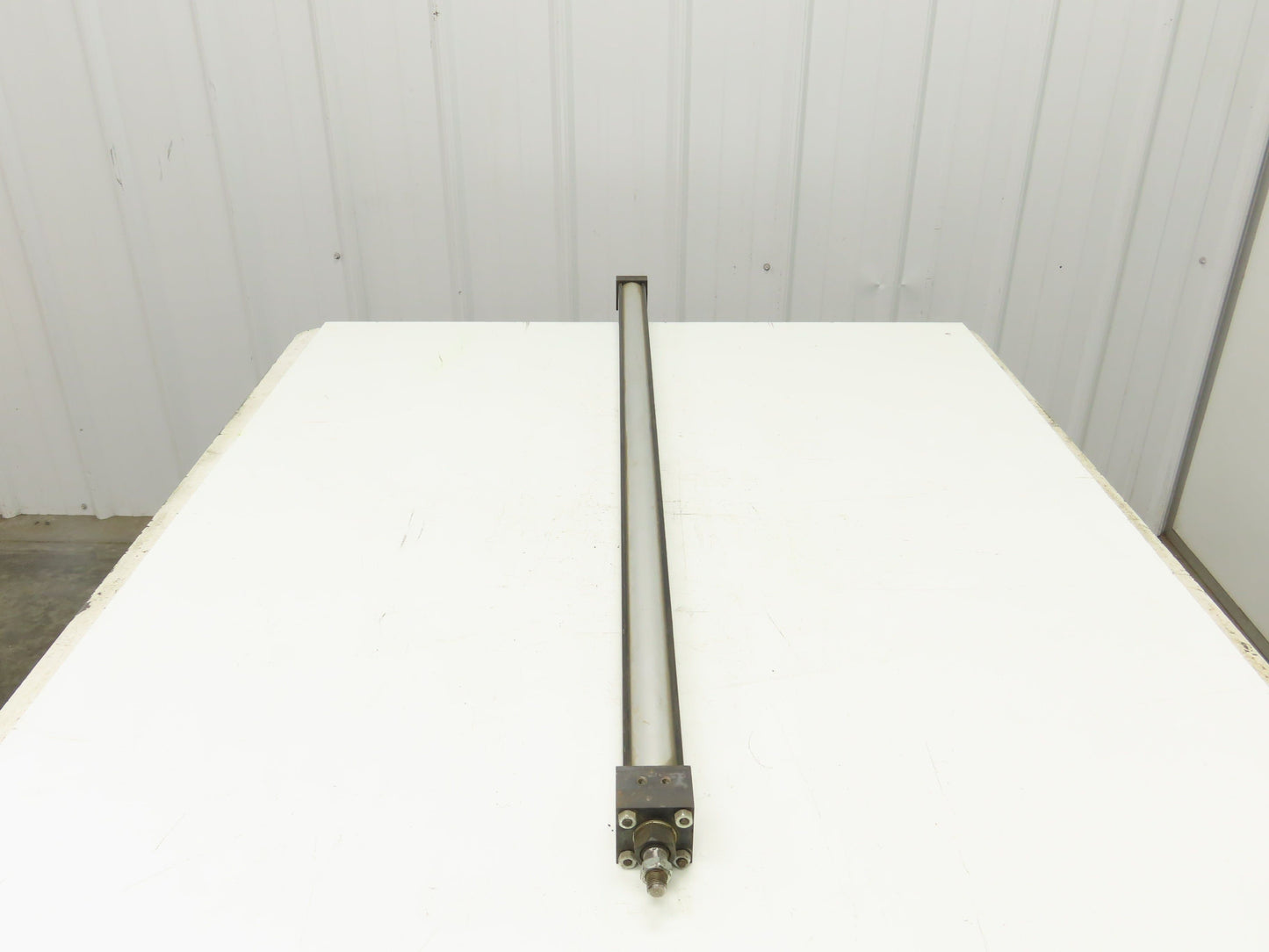 Norgren 1023241 Pneumatic Tie Rod Air Cylinder 1.5" Bore 42" Stroke 250 PSI