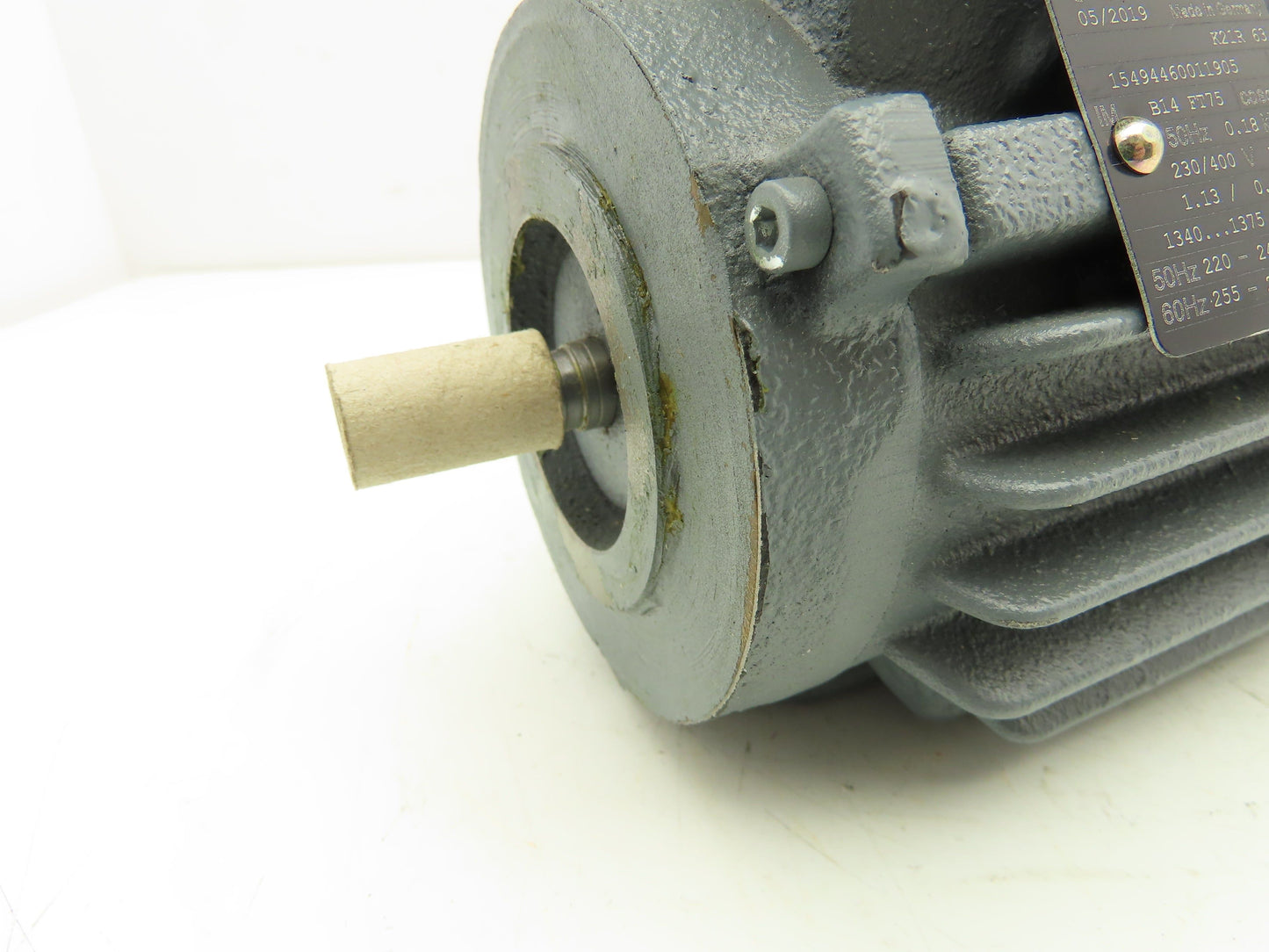 VEM K21R AC MOTOR 0.21kW 3PH 275/480VAC 1690RPM IEC 63 Frame IP55