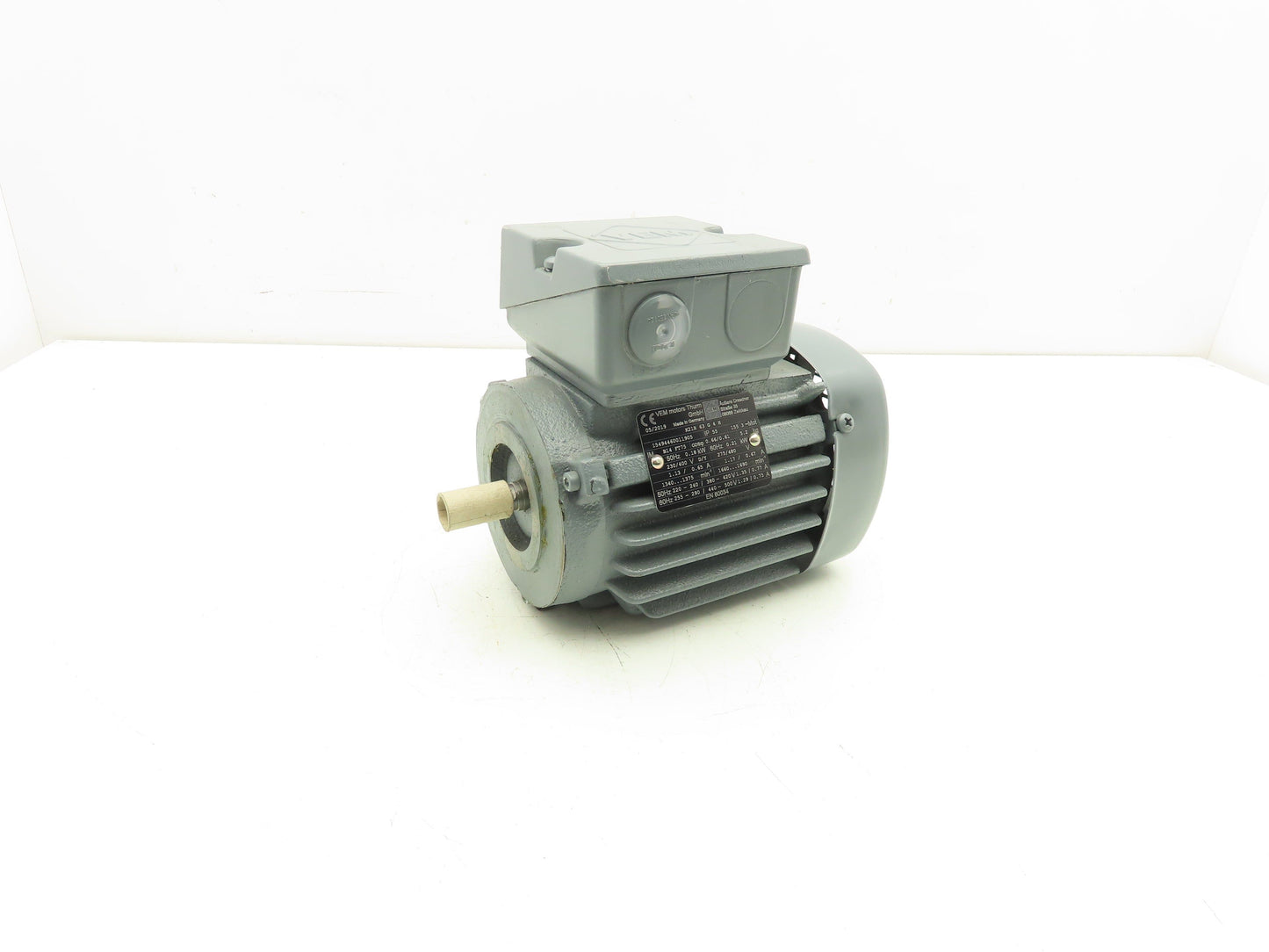 VEM K21R AC MOTOR 0.21kW 3PH 275/480VAC 1690RPM IEC 63 Frame IP55