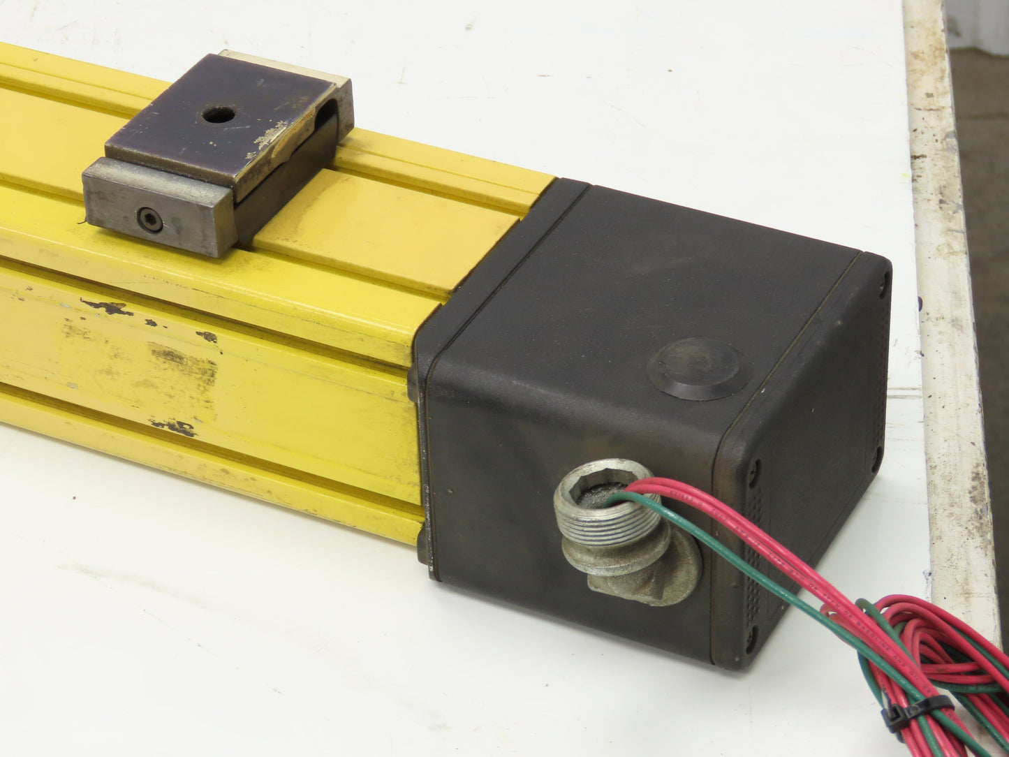 Sick Optic AGSE 1200-1111 Safety Light Curtain Sender Transmitter 1183mm x 6m