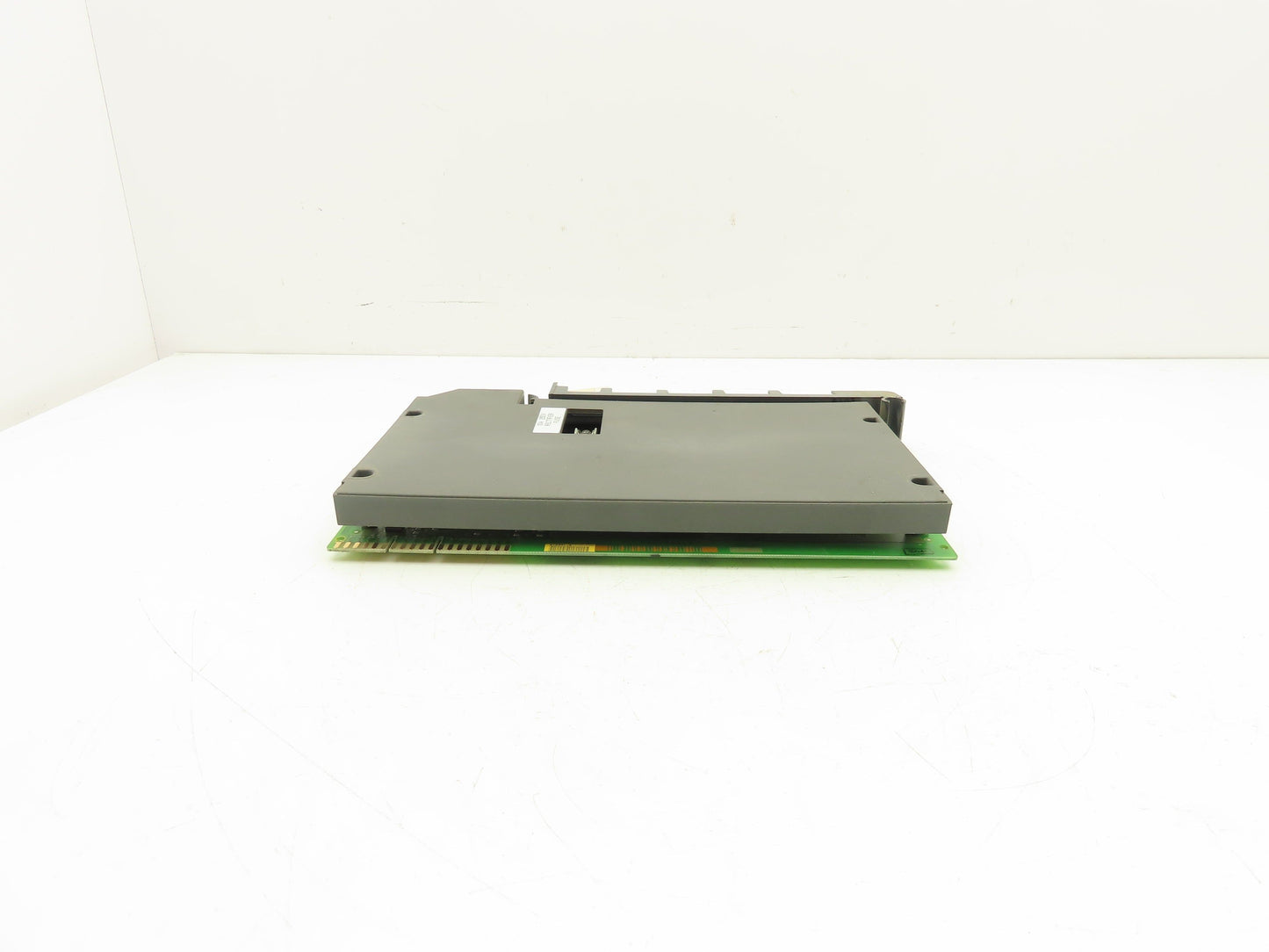 Allen Bradley 1771-OAD/B 12 to 120V AC Output Module Lot of 4