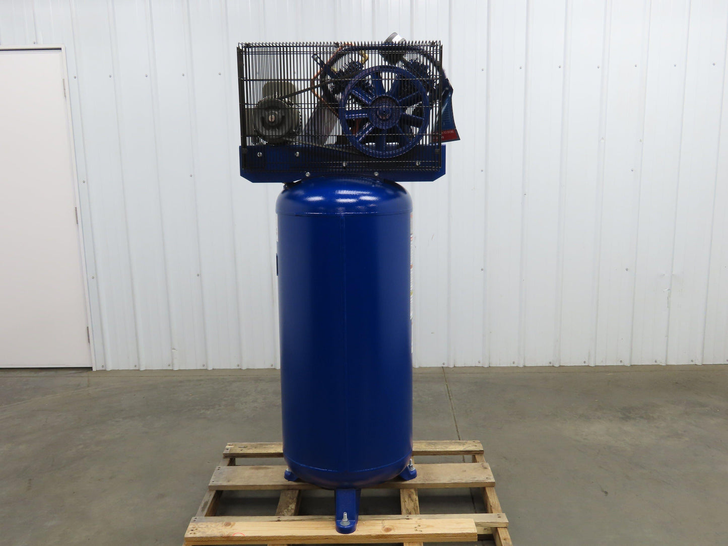 Quincy 2V41C60VC QT-54 Pro Air Compressor 5HP 60 Gal 15.2CFM Two-Stage 230V 1Ph