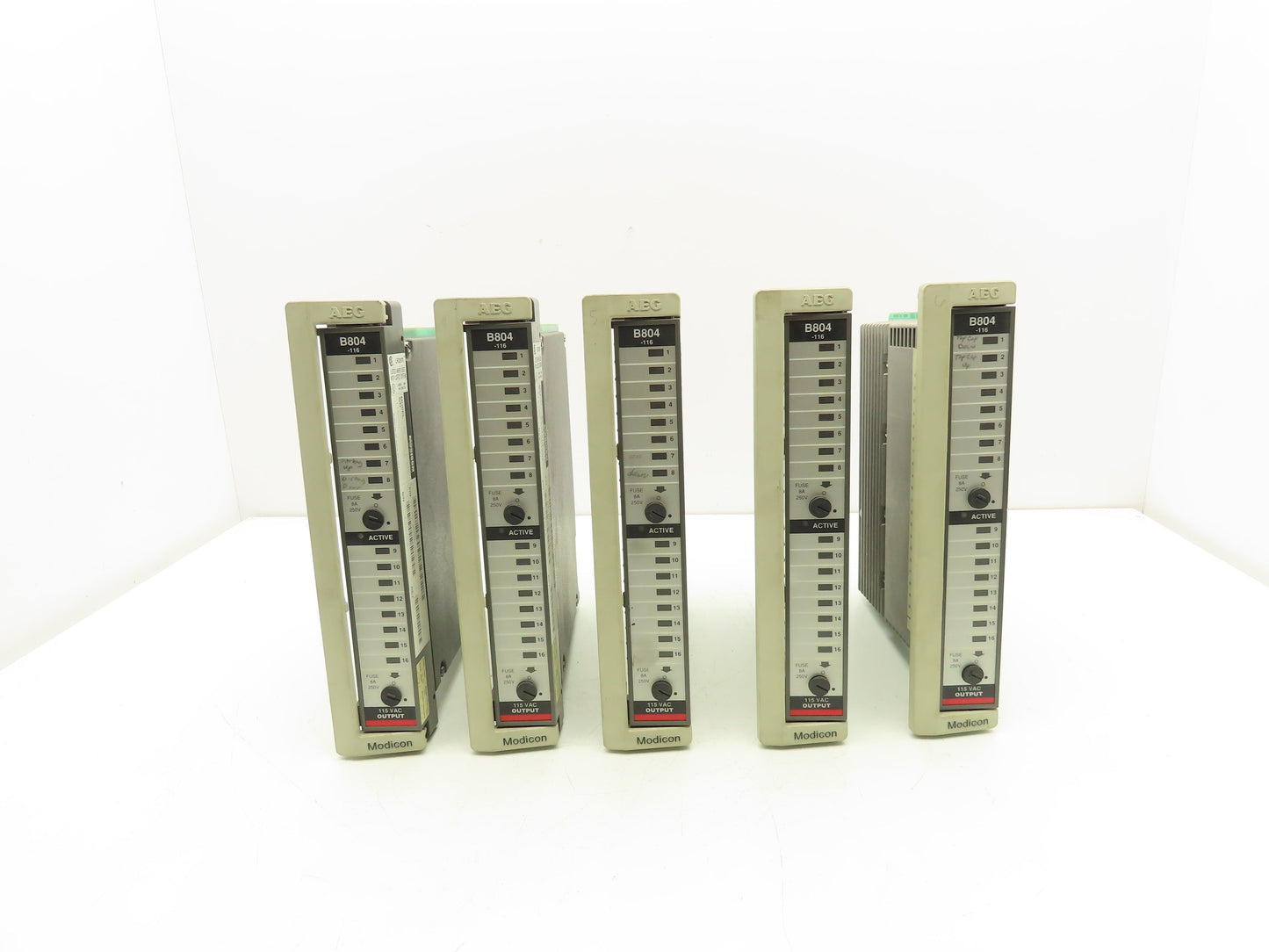 Modicon AEG AS-B804-116 Output Module 115VAC 16 Point Lot Of 5