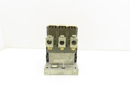 Siemens-Allis CXL40*3E Contactor 135A 600V 3 Pole 120V Coil Model E