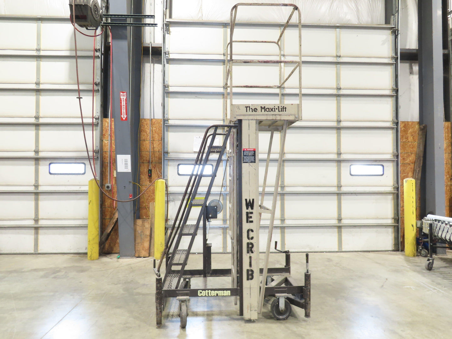 Cotterman Maxi Lift 15' Manual Man Lift Elevating Work Platform Ladder 300 Lb