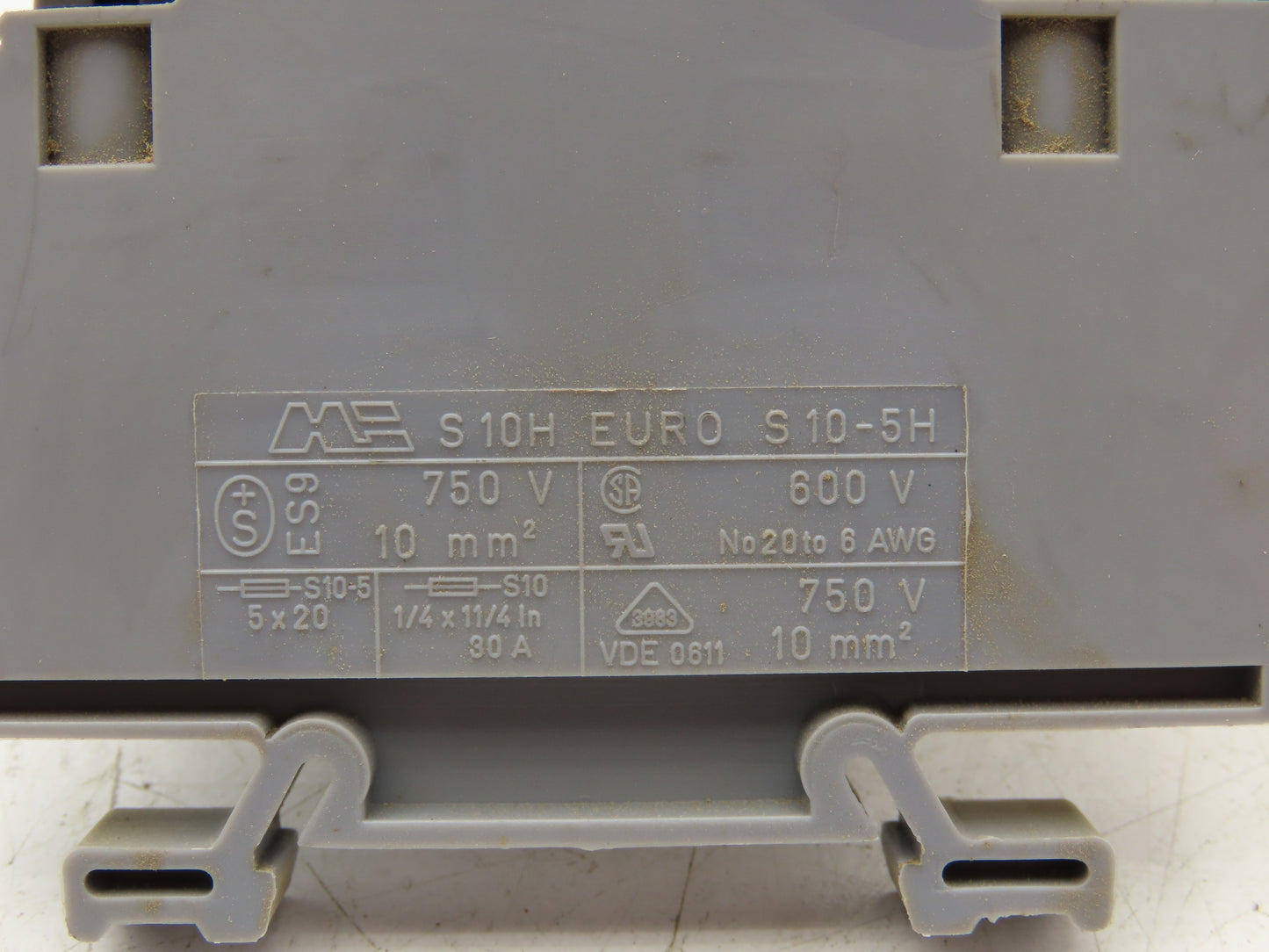 Morsettitalia Terminal Block Fuse DIN Rail 600V 30A 24-10AWG Lot of 117