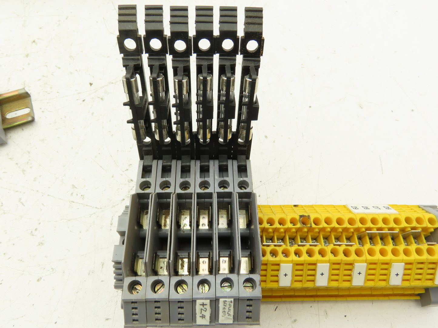 Morsettitalia Terminal Block Fuse DIN Rail 600V 30A 24-10AWG Lot of 117