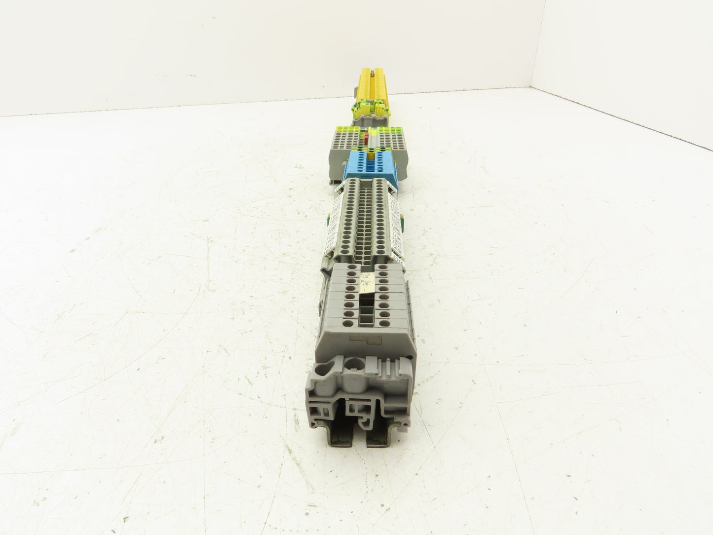 Various Mfr Terminal Block DIN Rail 600V 25A Lot of 95