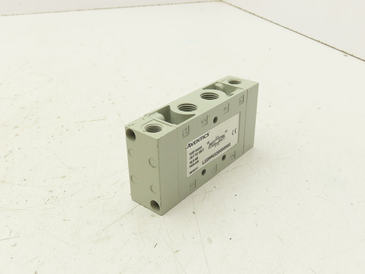 Aventics L22PP652O000000 Pneumatic Air Spool Valve 5/3 Type 1/4" NPT