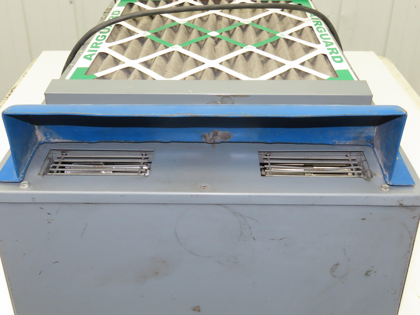 Mclean Midwest 36-0616-136 Electrical Enclosure Air Conditioner 6000 BTU 115V