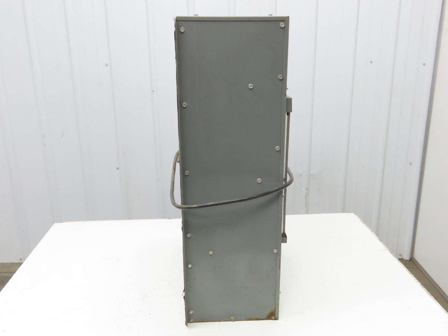 Mclean Midwest 28-0416-001 Electrical Enclosure Air Conditioner AC 4000 BTU 115V
