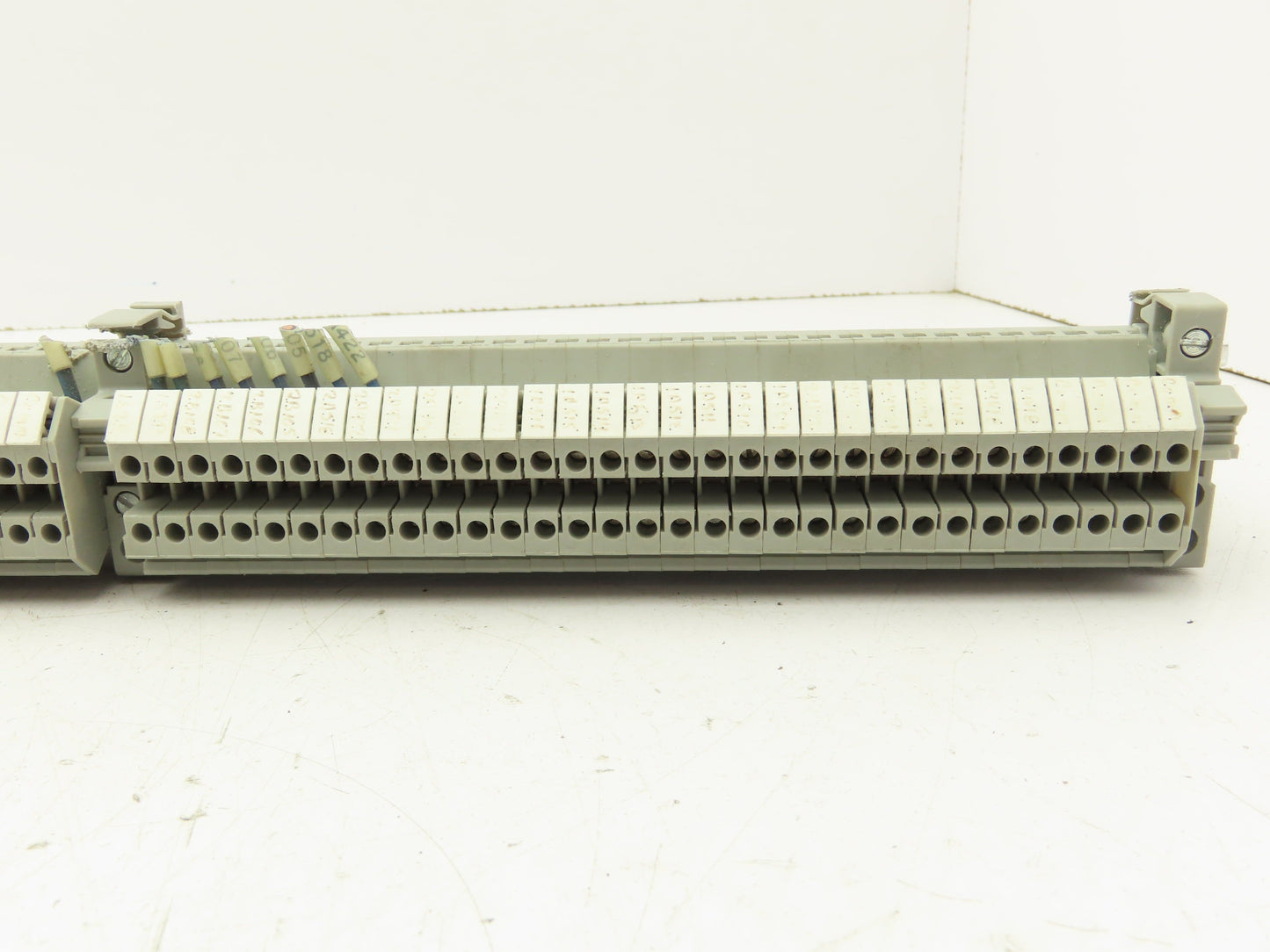 Phoenix Contact UK 2.5 B Terminal Block DIN Rail 1 Meter Lot of 130+