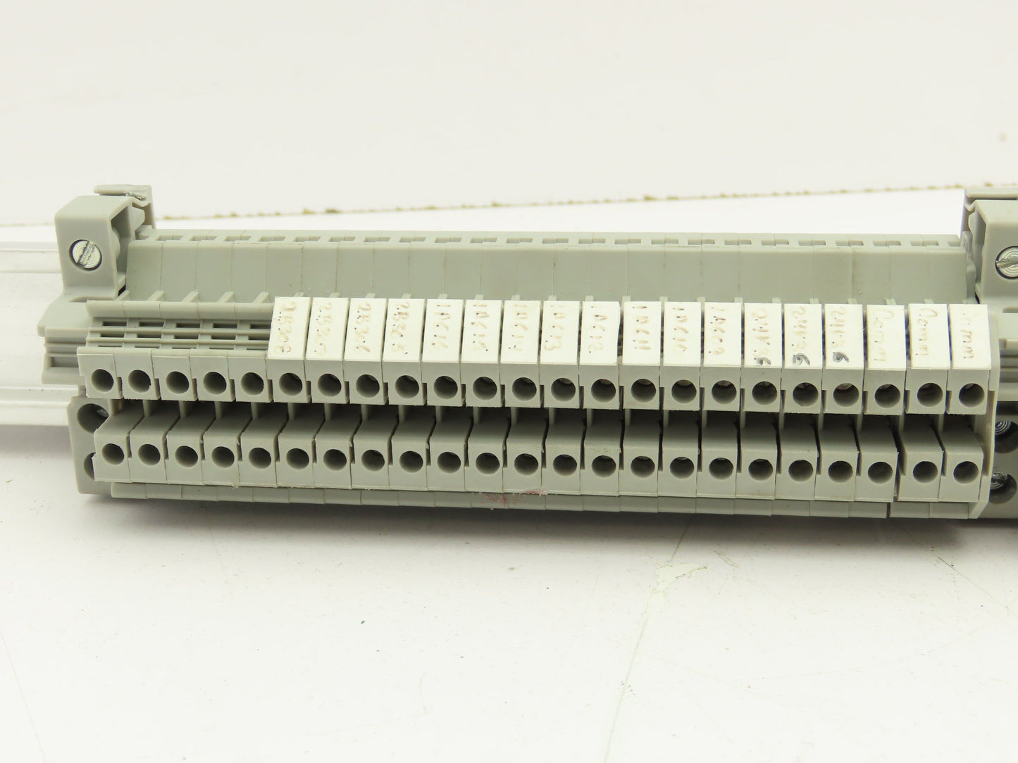 Phoenix Contact UK 2.5 B Terminal Block DIN Rail 1 Meter Lot of 130+