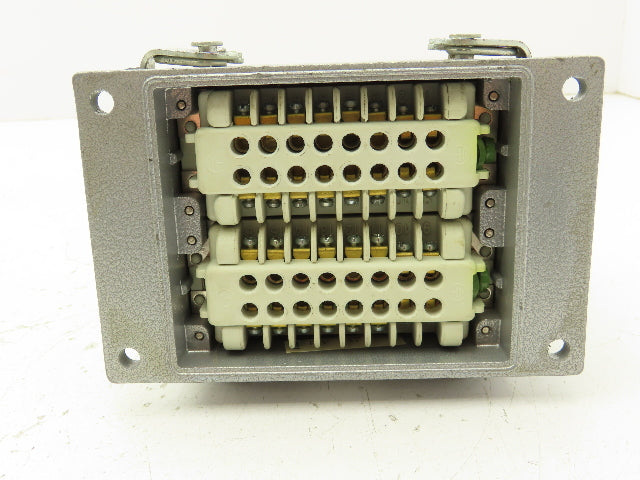 T&B Thomas & Betts 16A 380V Terminal Connector 32 Pin Sealed Conduit Housing