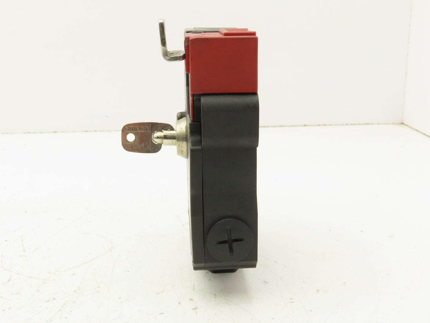 Omron D4JL-3NFA-C7-01 Guard Lock Safety-Door Switch Interlock Solenoid Release