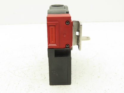 Omron D4JL-4NFA-C7-01 Guard Lock Safety-Door Switch Interlock Solenoid Release
