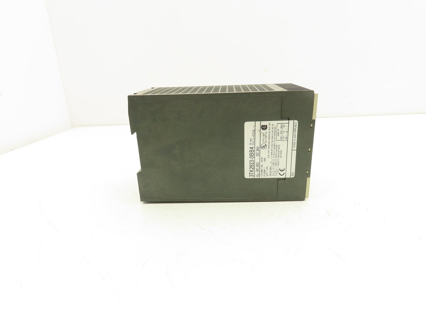 Siemens 3TK2923-0BB4 Delay Module 24VDC 240VAC 0.5-2s 1Hp