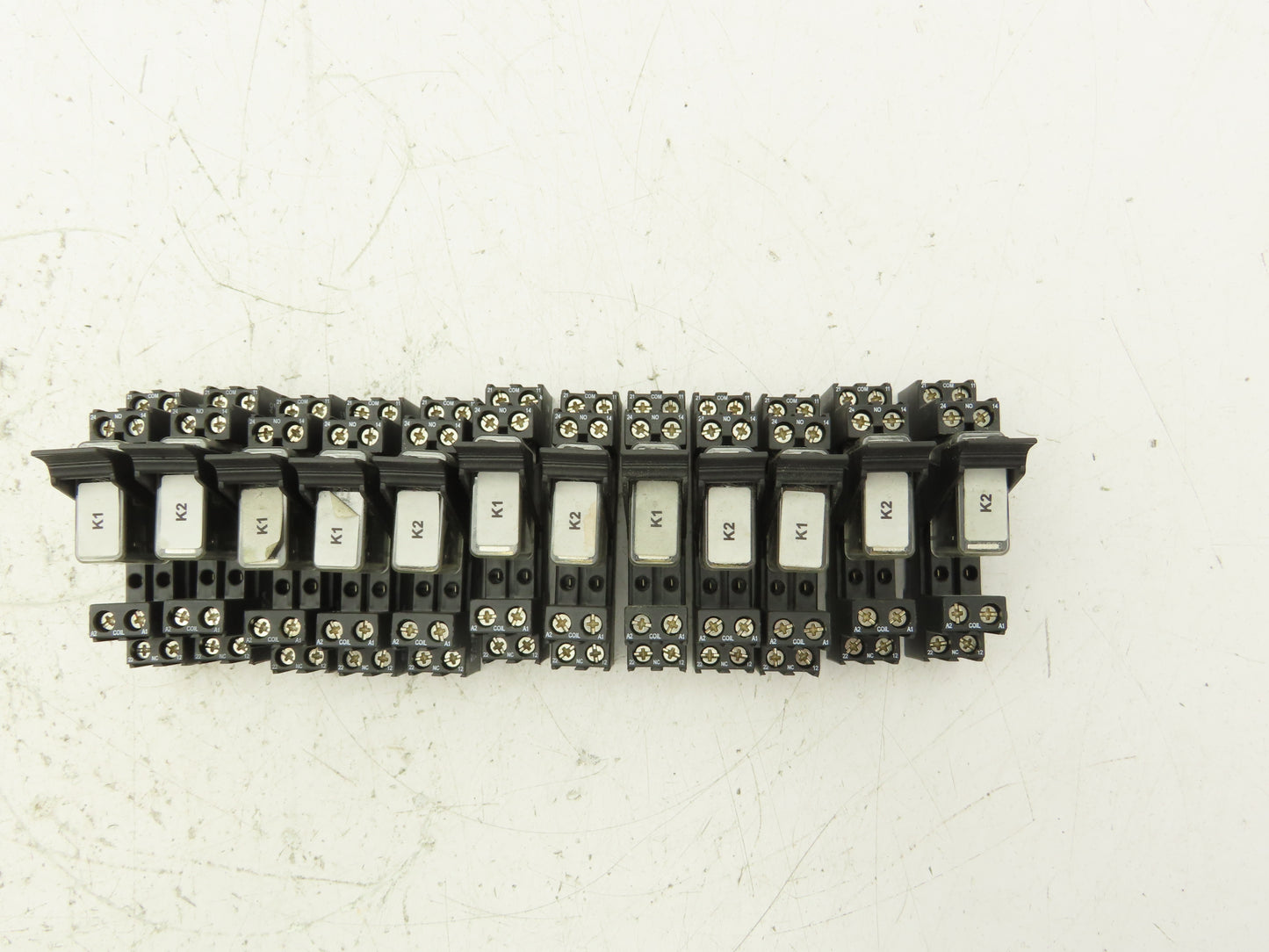 Elesta SGR282 Socket Relay With Base 24VDC 8A Lot Of 12