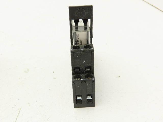 Elesta SGR282 Socket Relay With Base 24VDC 8A Lot Of 12