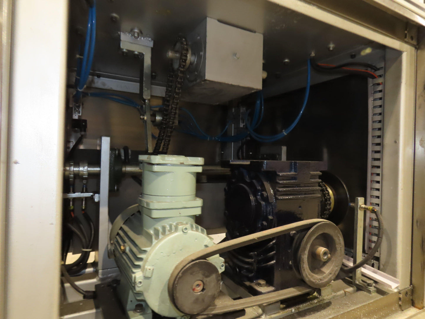 Jet Pack Machines Indexing Feed Table Bottle Conveyor