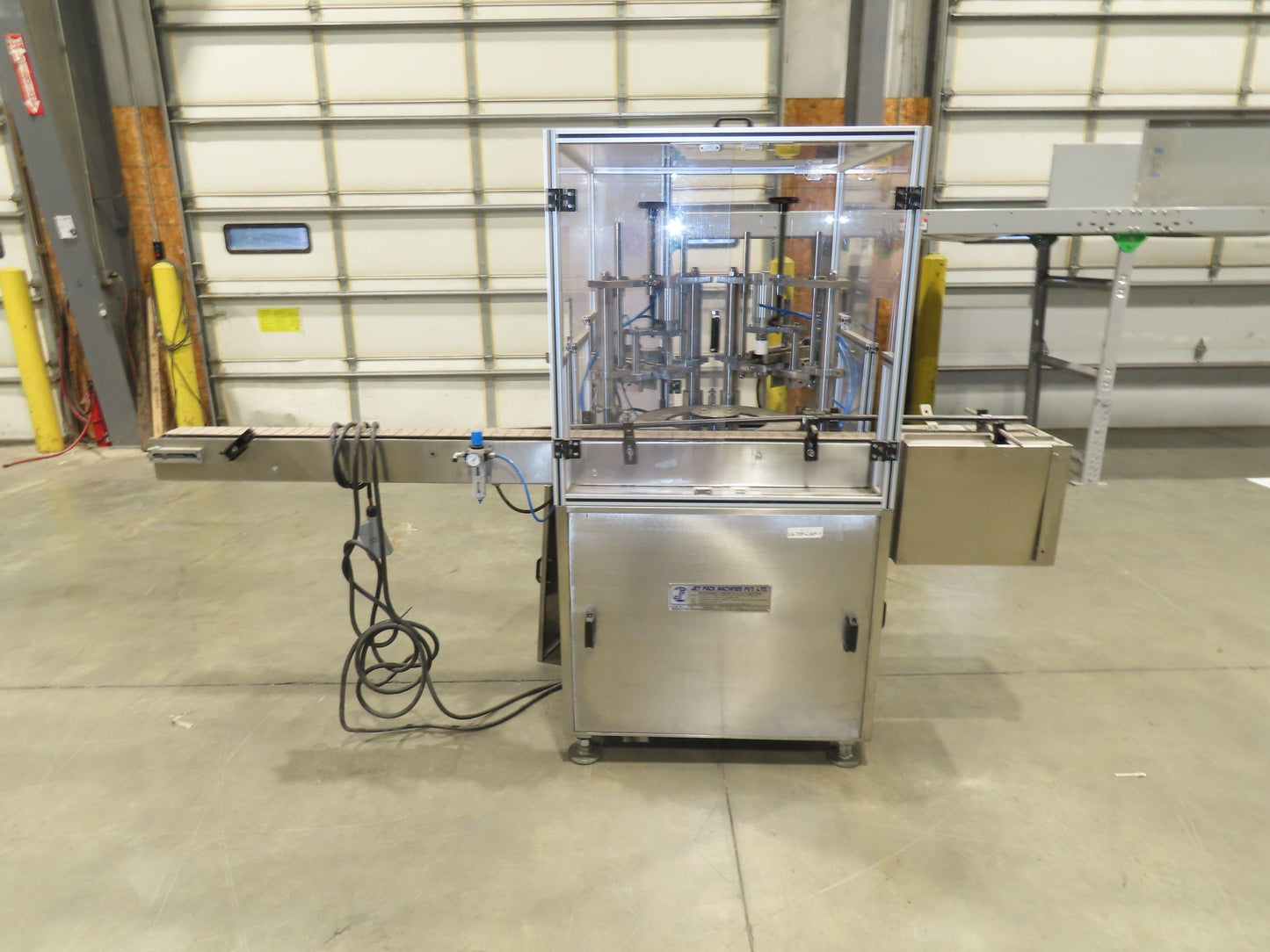 Jet Pack Machines Indexing Feed Table Bottle Conveyor