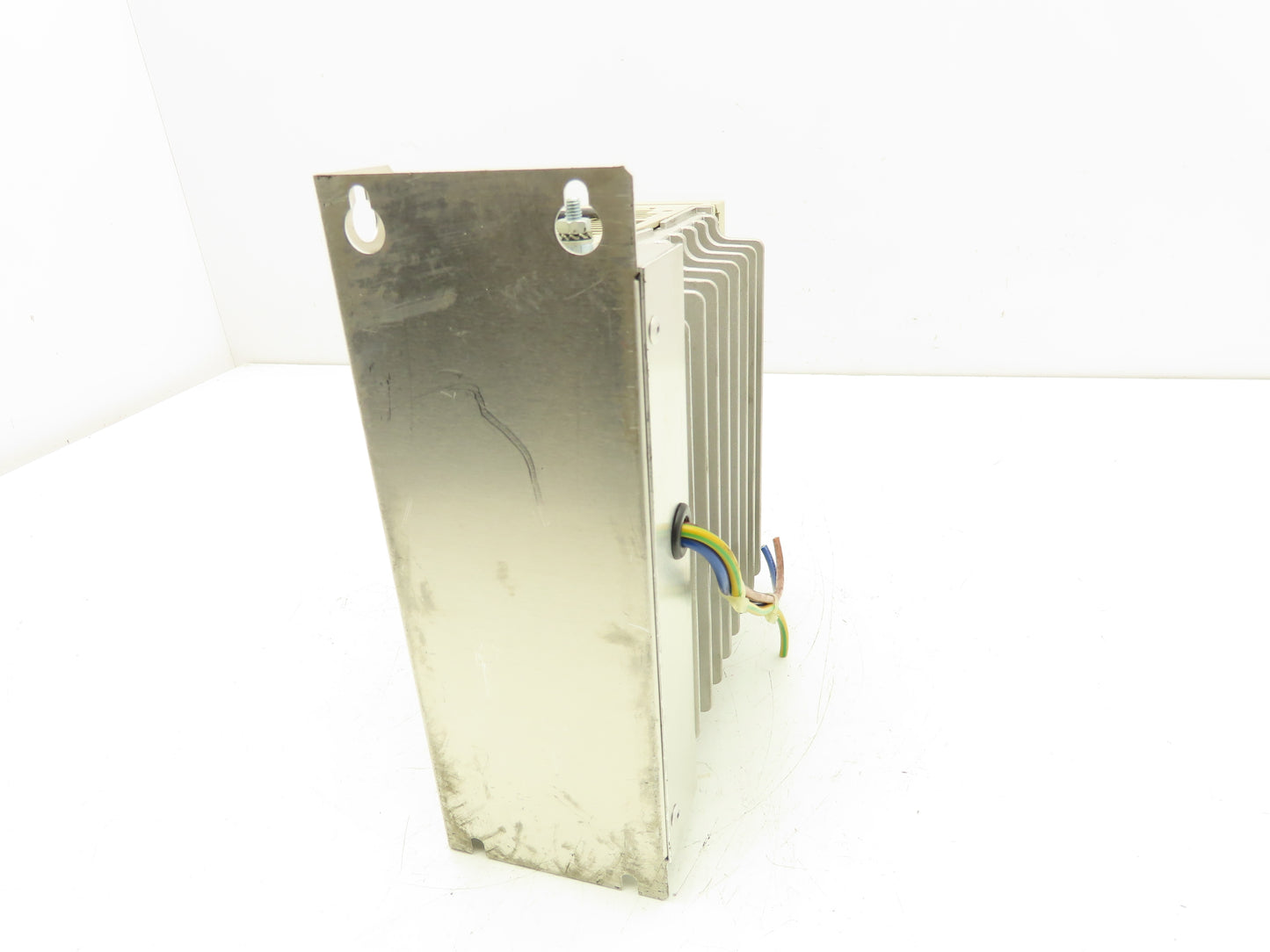 Yaskawa Servo Drive Servopack 1PH Input 3PH 0-230VAC 2.8A 0.54HP Output Ser F