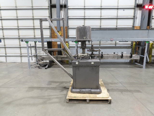 Capem 4-Head Bottle Capping Machine Bottle Conveyor  *For Repair*