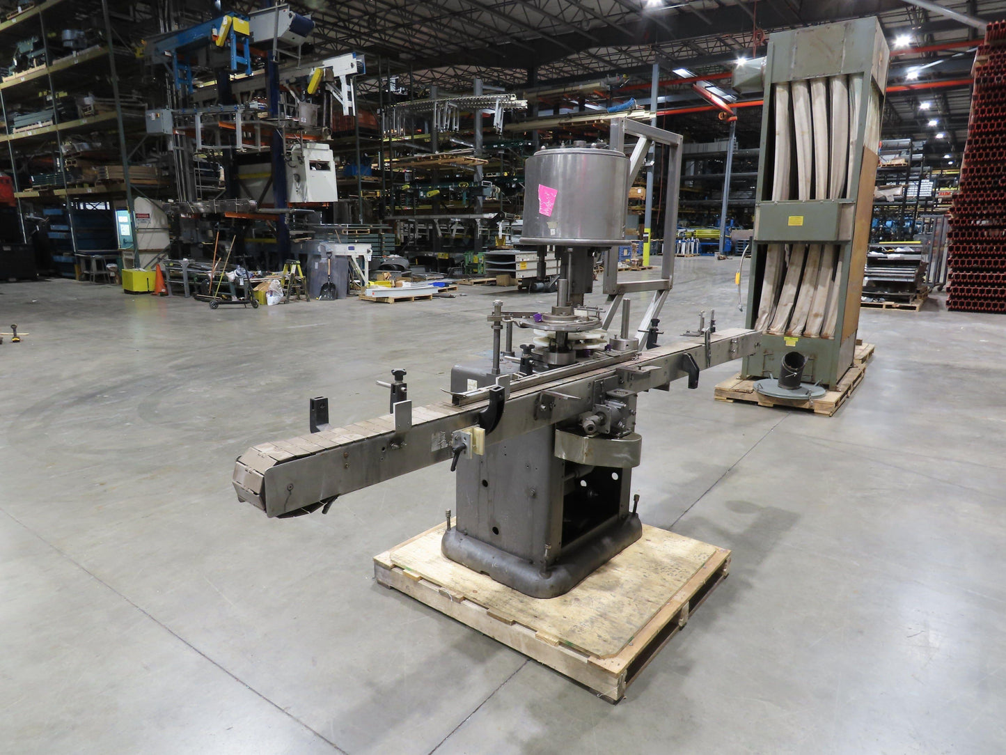 Capem 4-Head Bottle Capping Machine Bottle Conveyor  *For Repair*