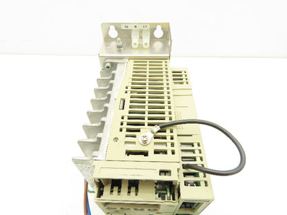 Yaskawa Servo Drive Servopack 1PH Input 3PH 0-230VAC 2.8A 0-300Hz Output Ser D