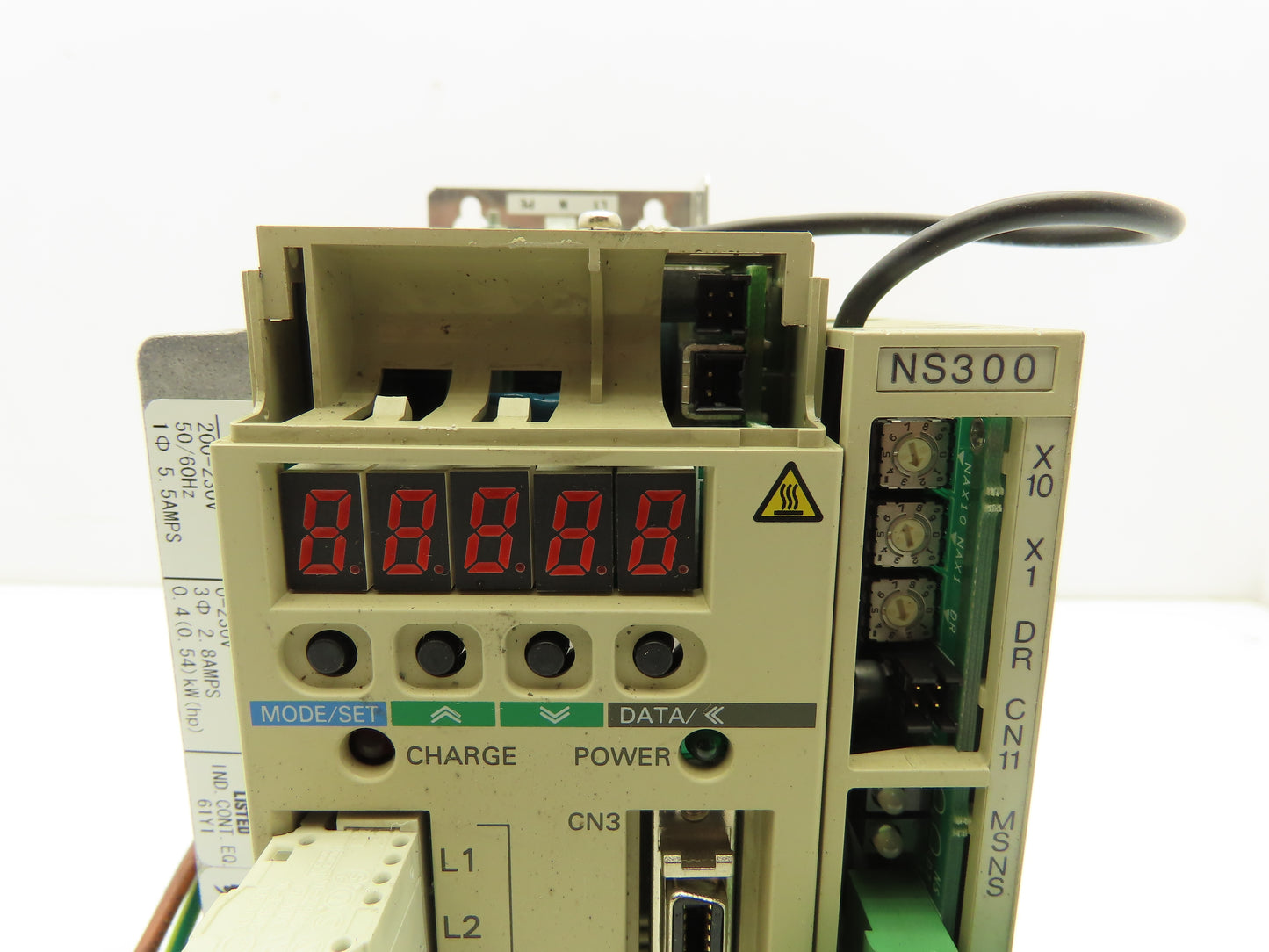 Yaskawa Servo Drive Servopack 1PH Input 3PH 0-230VAC 2.8A 0-300Hz Output Ser D