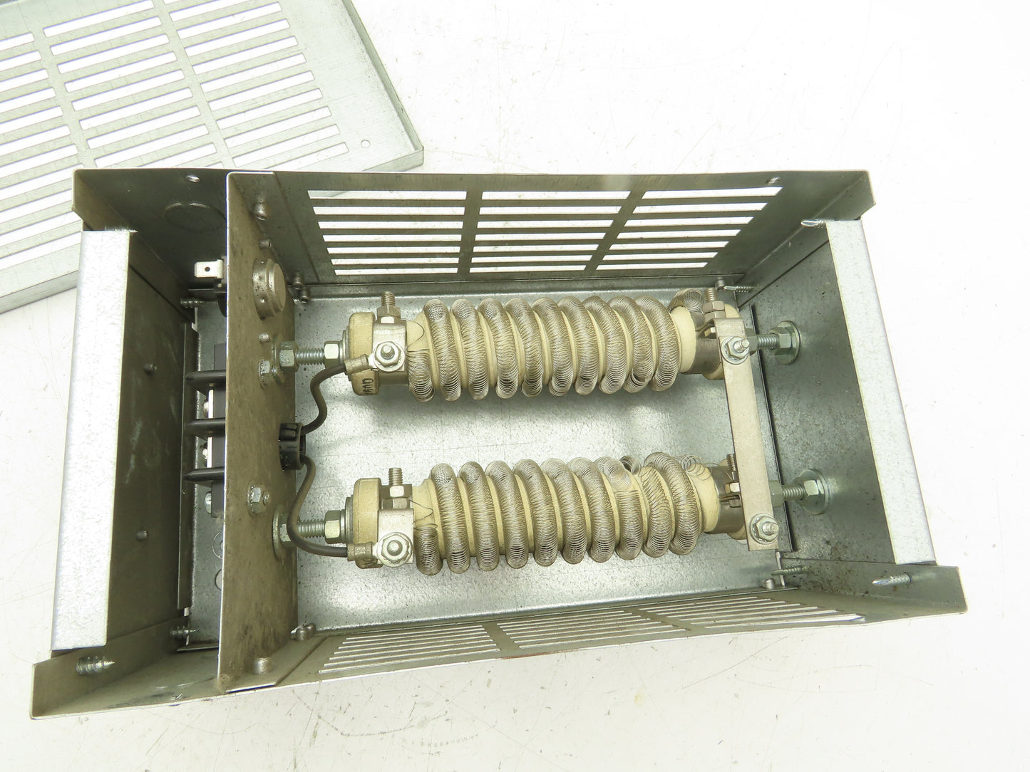 Powerohm USR000032 Braking Resistor 600 Watt 750 Ohms Steel Enclosure