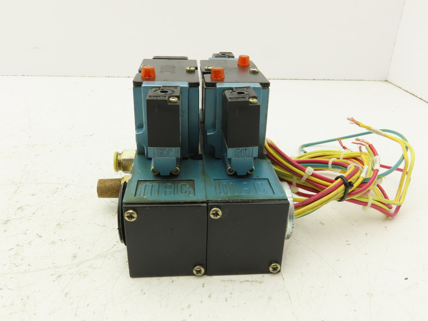Mac 82A-BC-000-TM-DDAP-1DA Pneumatic Solenoid Valve Assembly 24VDC 25-150 PSI