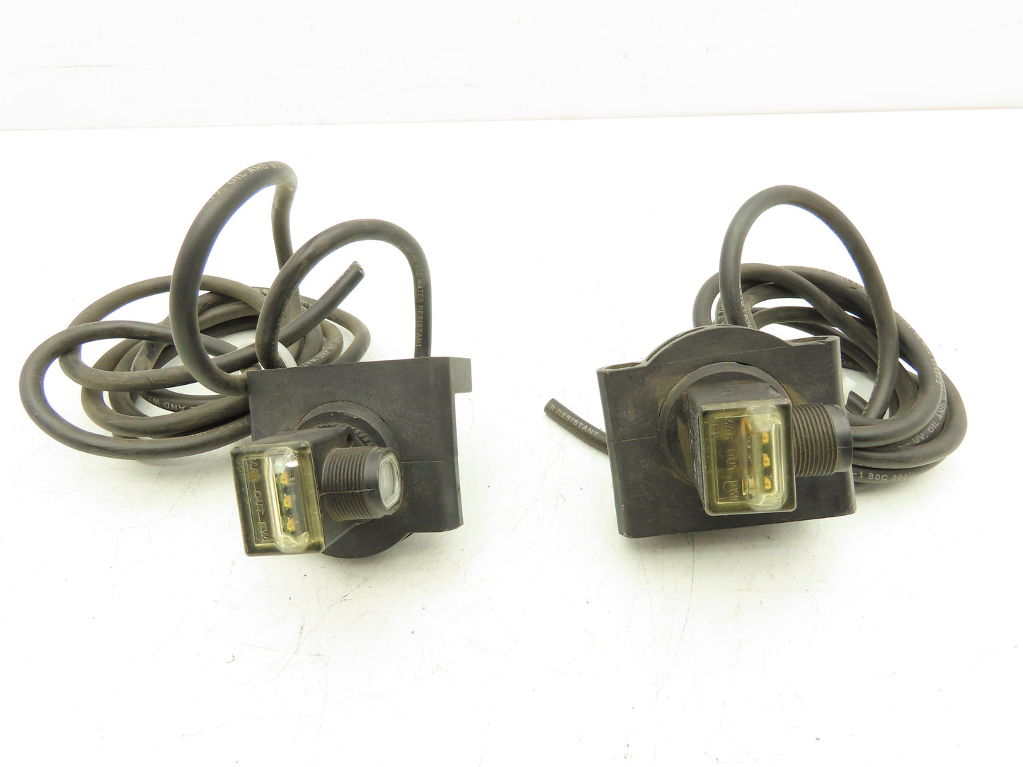 Allen Bradley 42EF-P2RCB-A2 Ser A Photoelectric Sensor Polarized Retro Lot of 2