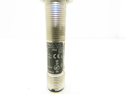 IFM 0F5027 0FB-FPKG/US Photoelectric Sensor IP65 Lot of 2