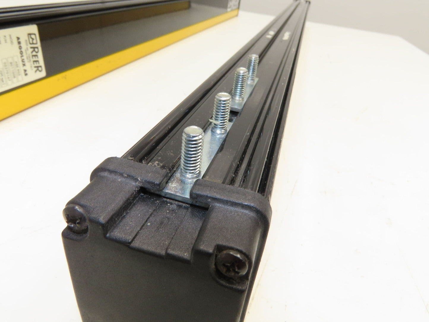 ReeR ASR905 ASE905 Safety Light Curtain Emitter & Receiver Set 955mm