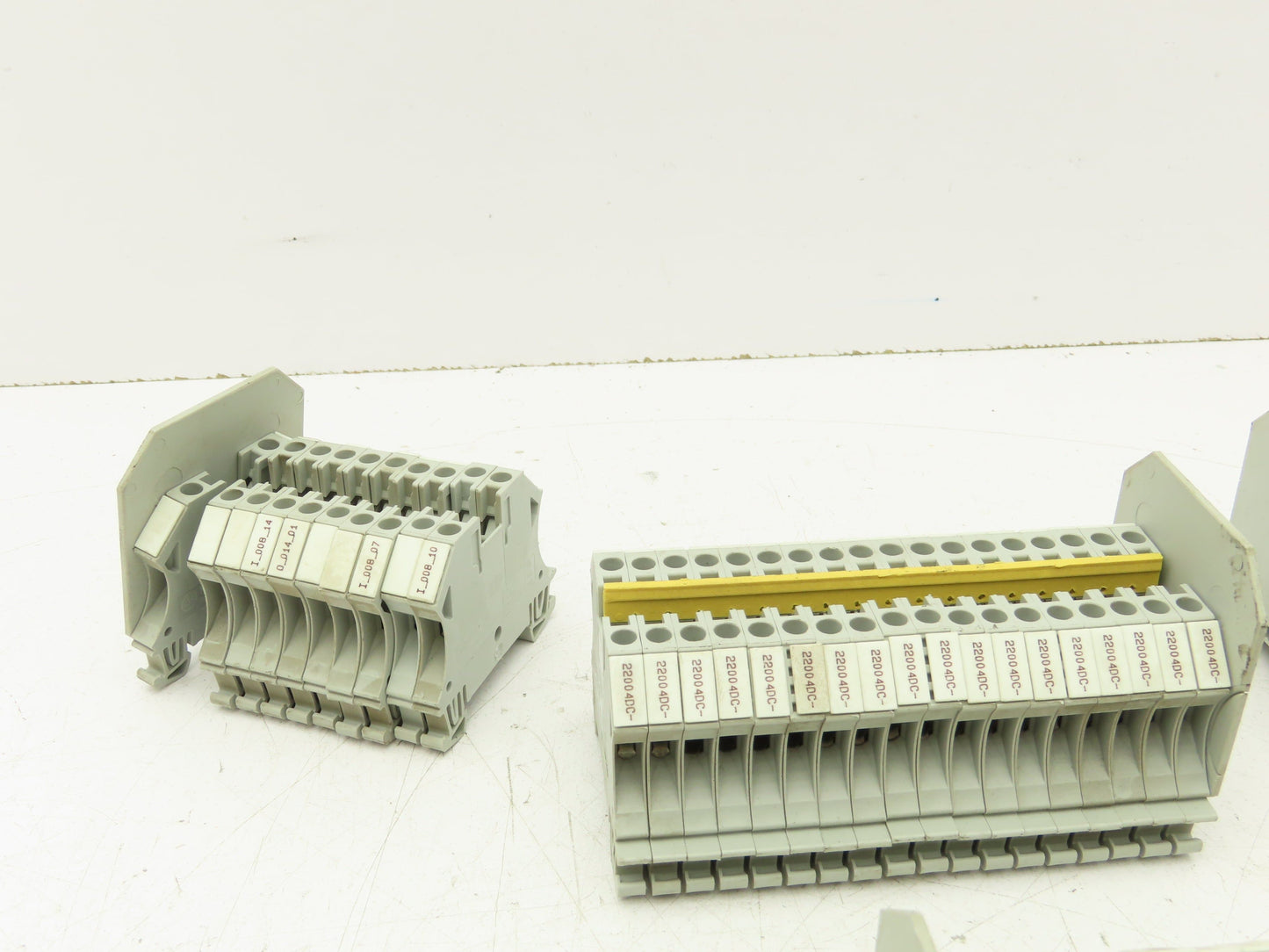 Allen Bradley 1492-J4 Feed-Through Terminal Block Gray 4mm Sq  Lot of 130