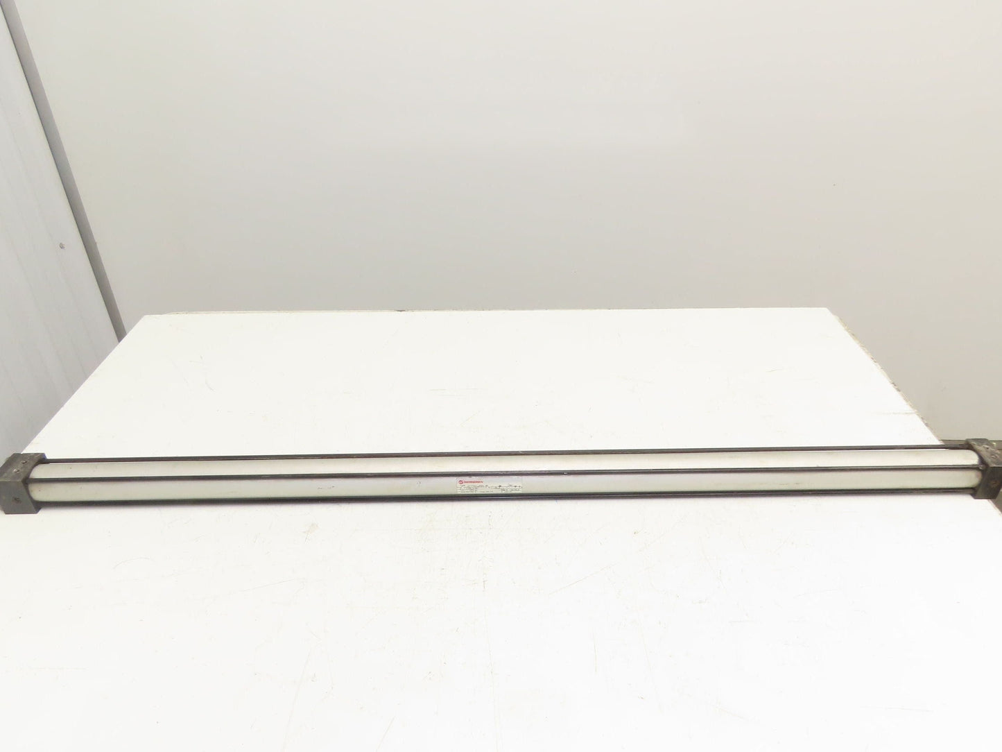 Norgren J0177A2 J-Series Pneumatic Air Cylinder 2.5" Bore 42" Stroke 150 PSI