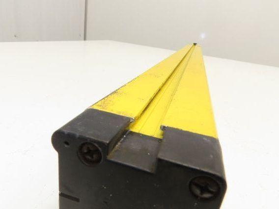 Sick 30-MGS MGSS90-12 Safety Light Curtain Transmitter Sender 900mm