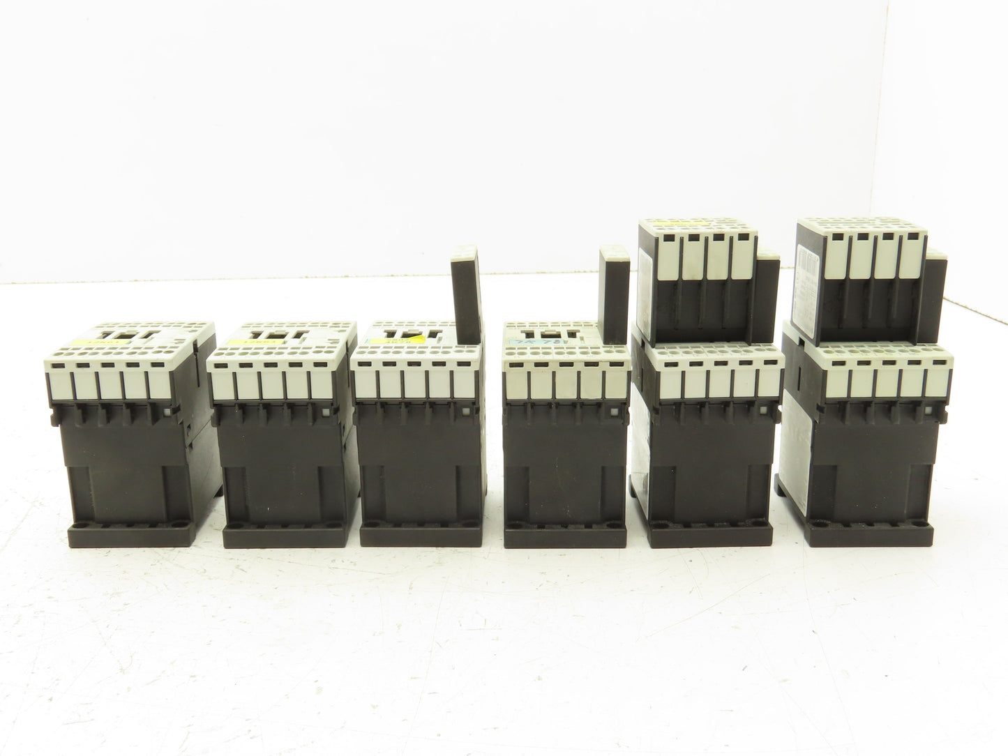 Siemens 3RT1016-2BB42 Contactor 24VDC Coil 9A 400VAC 4kW 3Pole Lot Of 6