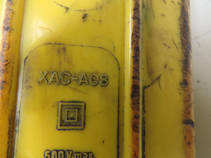 Schneider XAC-A08 Crane Hoist 8-Station Pushbutton Control Pendant 2-Speed
