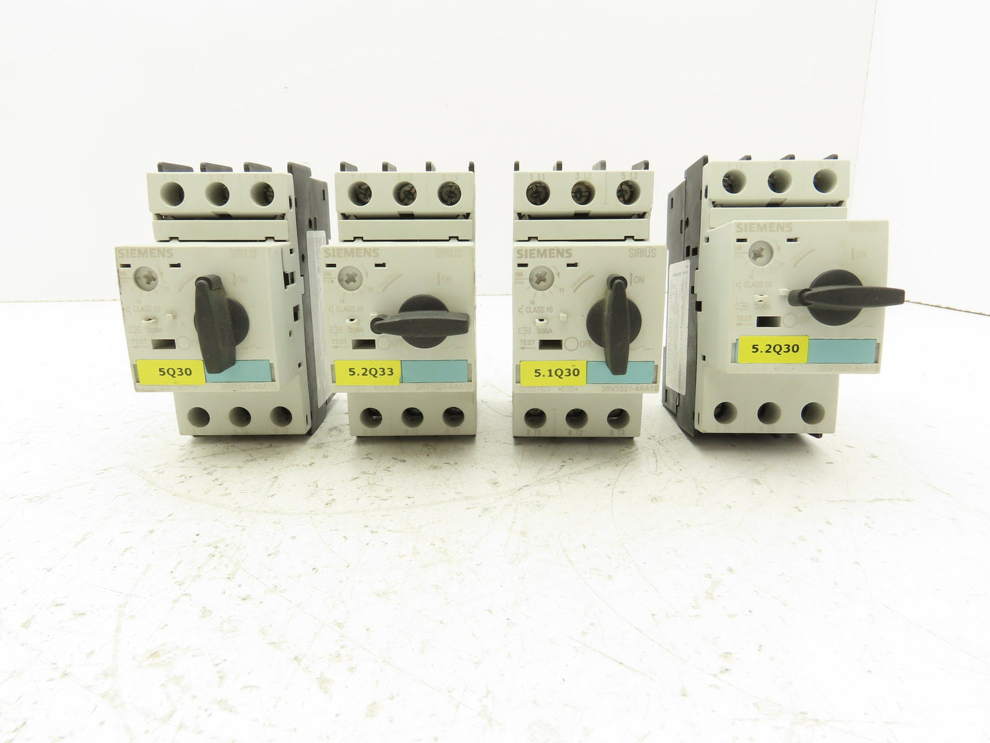 Siemens 3RV1021-4AA10 Circuit Breaker Motor Protector Lot of 4
