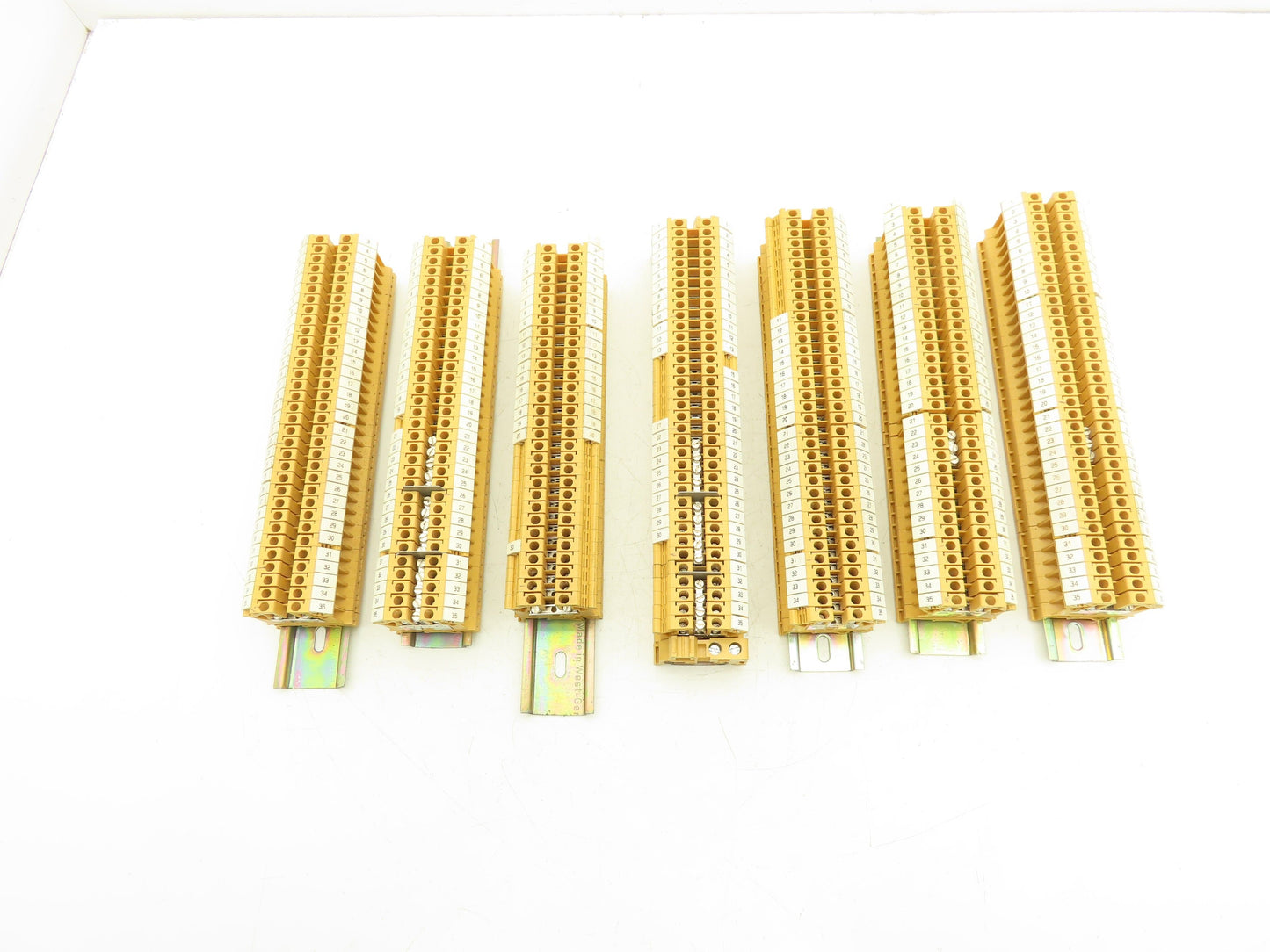 Allen Bradley 1492-U Terminal Block Yellow 55A 600V Lot of 220+