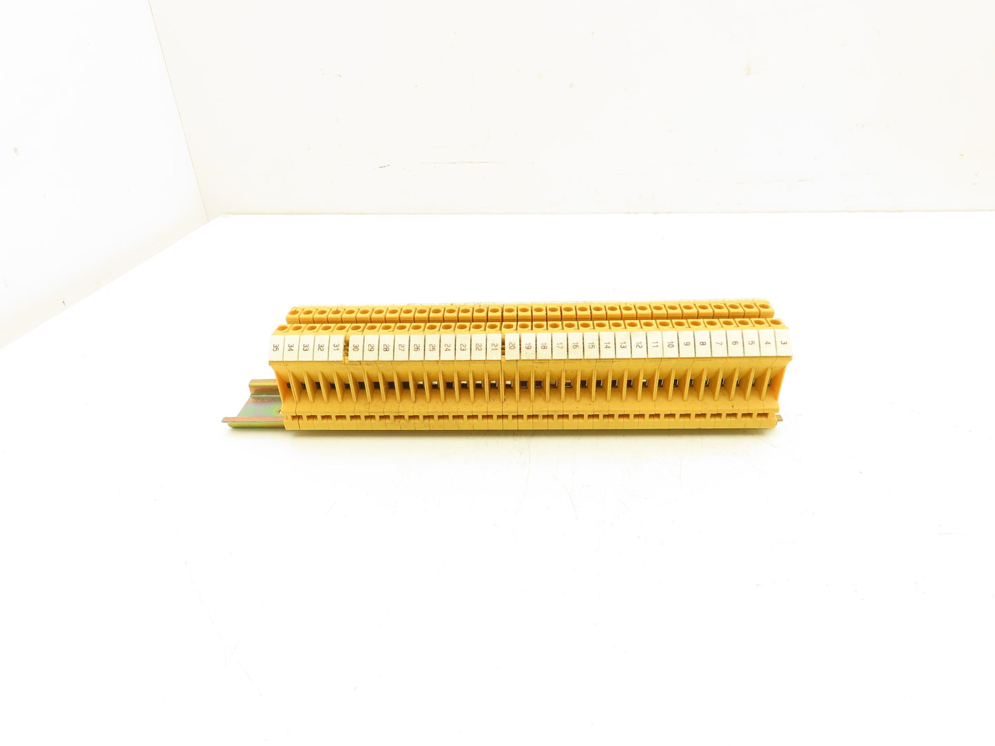 Allen Bradley 1492-U Terminal Block Yellow 55A 600V Lot of 220+